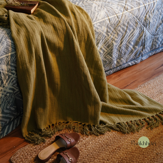 Green Luxury Knit Throw