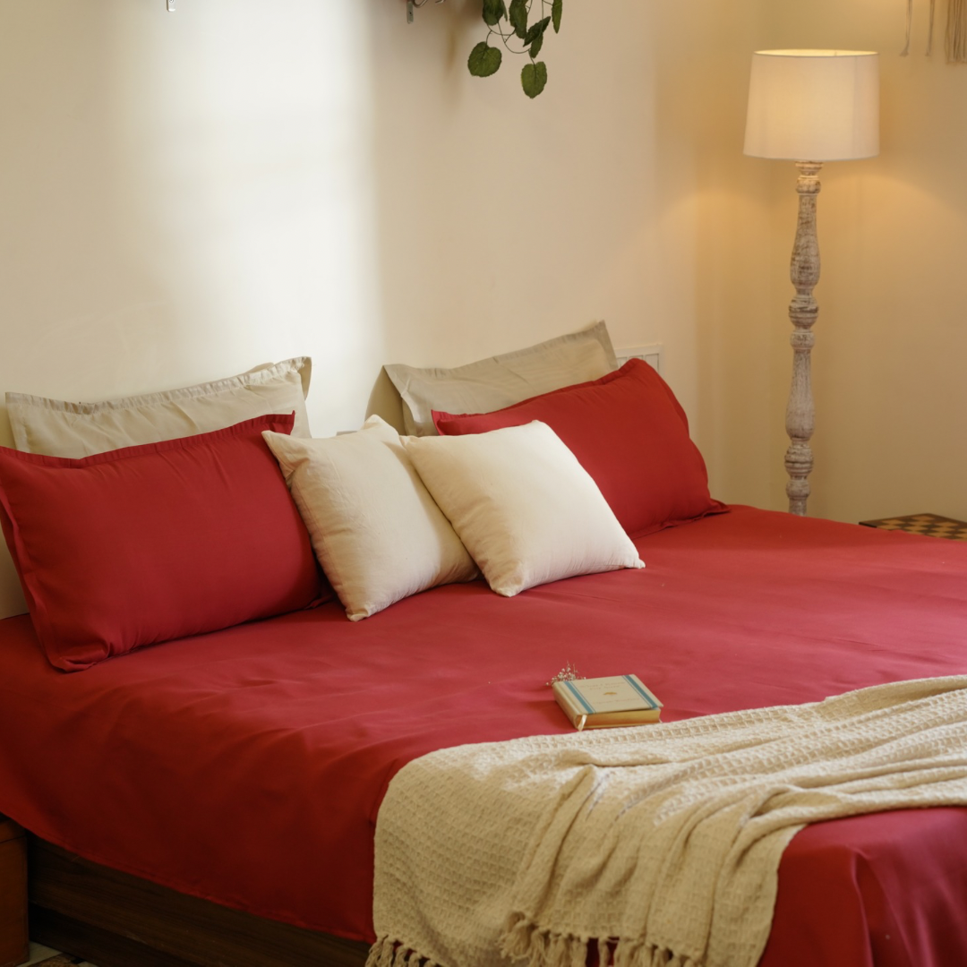 Solid Cherry Queen Size Cotton Bedsheet Set with Pillow Covers
