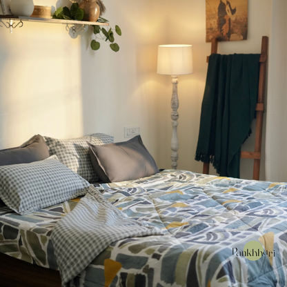 Geometric Reversible Comforter 4 Pc Set - Teal